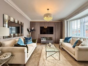 Photo 11- click for photo gallery